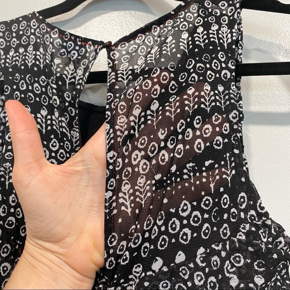 Anthropologie Postcard black Sleeveless Black Floral Pleated fit & flare dress X - Picture 5 of 12